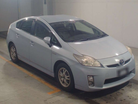 2010 Toyota Prius ZVW30[2]