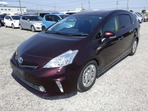 2014 Toyota Prius alpha ZVW41W[0]