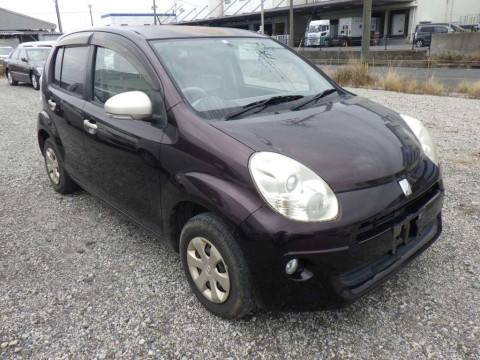 2010 Toyota Passo KGC30[2]