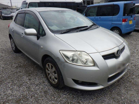 2008 Toyota Auris NZE151H[2]