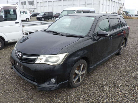 2013 Toyota Corolla Fielder NZE161G[0]