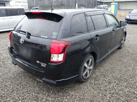 2013 Toyota Corolla Fielder NZE161G[1]