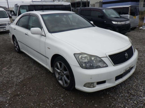 2007 Toyota Crown GRS184[2]