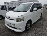 2008 Toyota Voxy