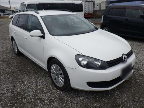 2010 Volkswagen Golf Variant 1KCAX[2]