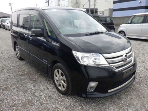 2012 Nissan Serena HFC26[2]