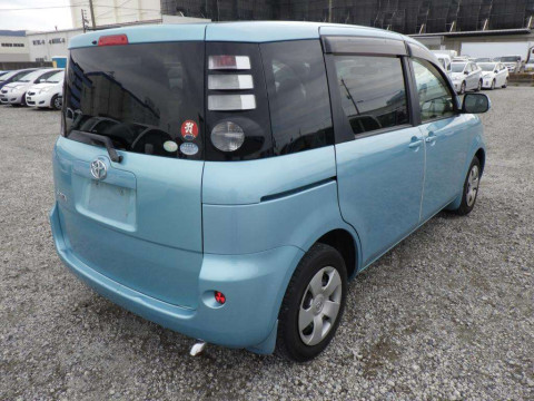 2008 Toyota Sienta NCP81G[1]