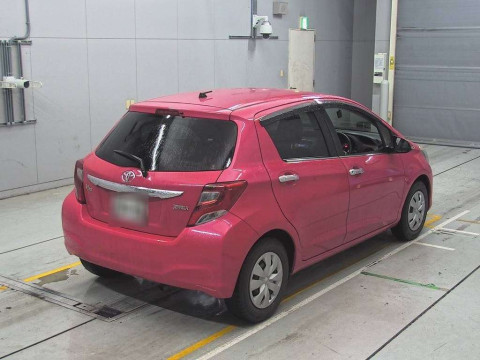 2014 Toyota Vitz NSP130[1]