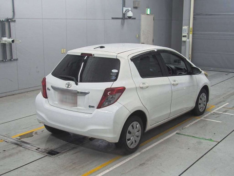 2012 Toyota Vitz NSP130[1]