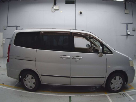 2004 Nissan Serena TC24[2]