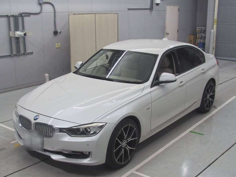 2013 BMW 3 Series 3B20[0]