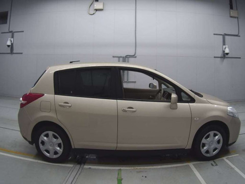 2008 Nissan Tiida C11[1]