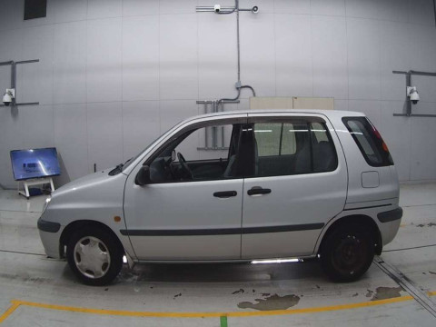 1998 Toyota Raum EXZ10[2]