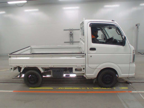 2017 Suzuki Carry Truck DA16T[2]