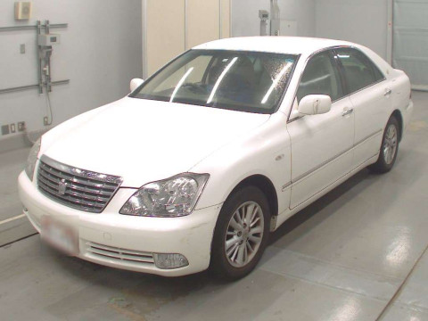 2005 Toyota Crown GRS180[0]