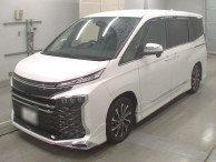 2023 Toyota Voxy