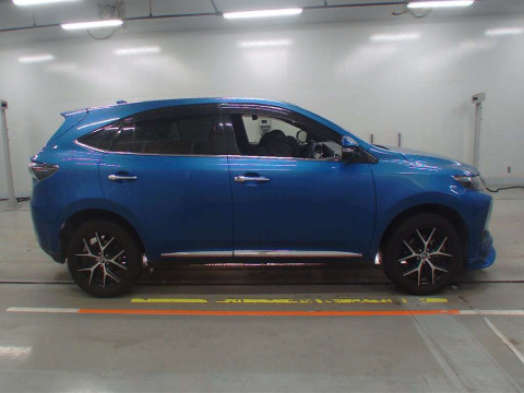 2017 Toyota Harrier ZSU60W[1]