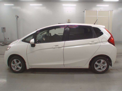 2016 Honda Fit GK3[2]