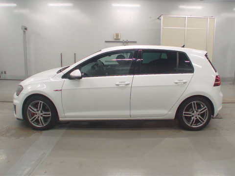 2015 Volkswagen GOLF GTI AUCHH[2]