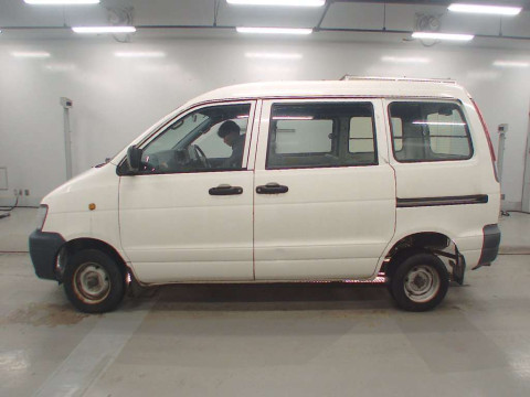 2003 Toyota Townace Van KR42V[2]