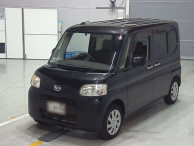 2012 Daihatsu Tanto