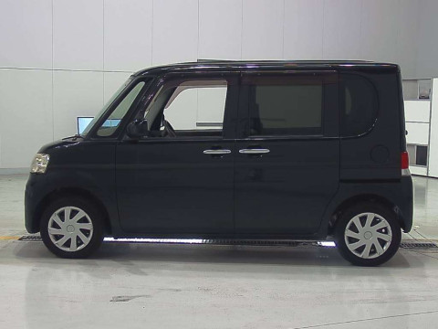 2012 Daihatsu Tanto L375S[2]