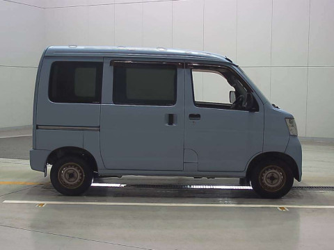 2017 Daihatsu Hijet Cargo S321V[1]