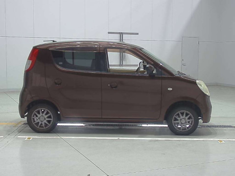 2009 Nissan Moco MG22S[1]