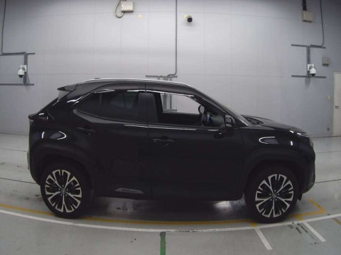 2023 Toyota YARIS CROSS MXPJ10[1]