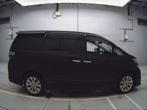 2010 Toyota Vellfire ANH25W[1]