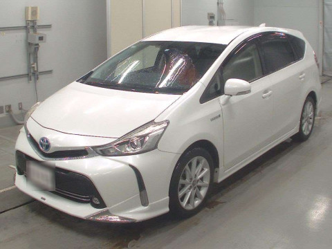 2016 Toyota Prius alpha ZVW41W[0]