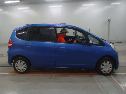 2011 Honda Fit GE6[1]