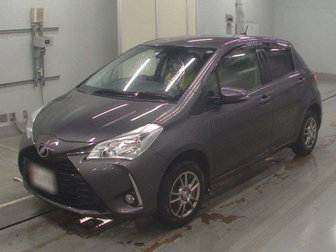 2018 Toyota Vitz NSP135[0]