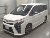 2019 Toyota Voxy