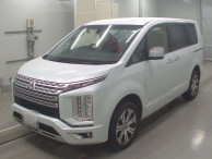 2024 Mitsubishi Delica D5