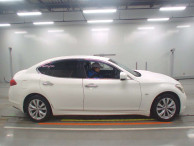 2010 Nissan Fuga