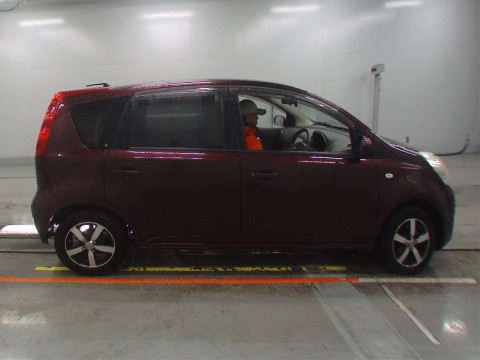 2009 Nissan Note E11[0]