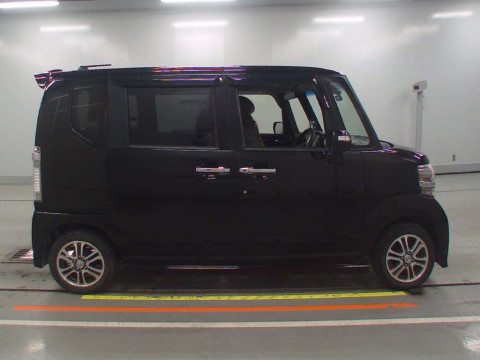 2014 Honda N-BOX CUSTOM JF1[2]