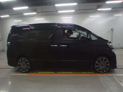 2008 Toyota Vellfire ANH20W[2]