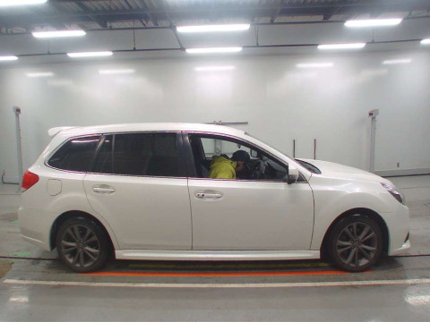 2014 Subaru Legacy Touring Wagon BRM[1]