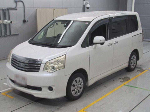 2012 Toyota Noah ZRR70G[0]