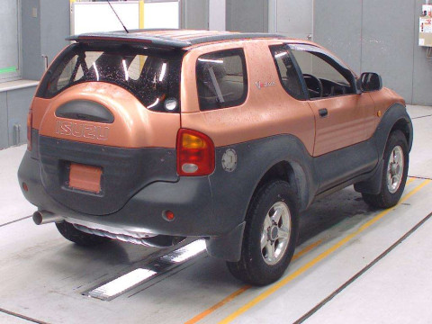 1999 Isuzu Vehicross UGS25DW[1]