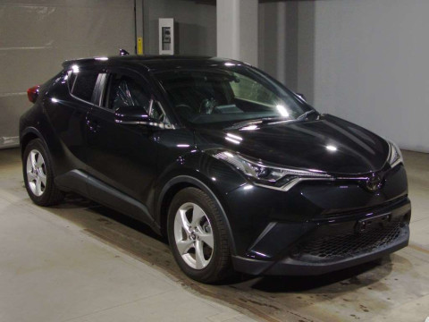 2019 Toyota C-HR NGX10[1]