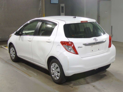 2012 Toyota Vitz KSP130[2]