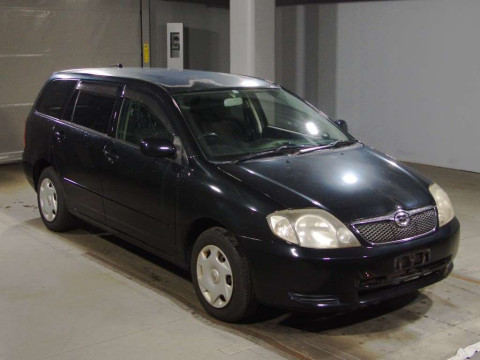 2002 Toyota Corolla Fielder NZE121G[1]