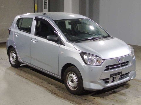 2022 Daihatsu Mira es LA350S[1]