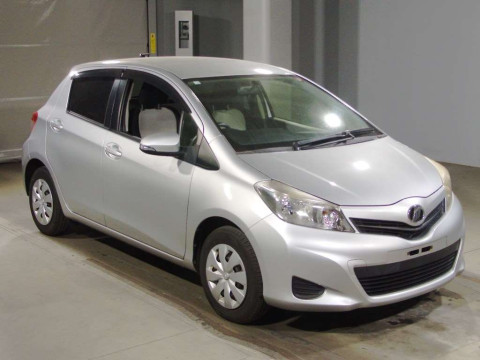 2012 Toyota Vitz KSP130[1]