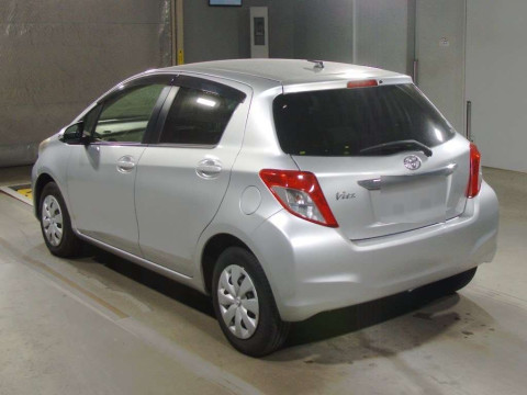 2012 Toyota Vitz KSP130[2]