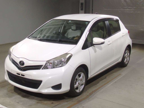 2014 Toyota Vitz KSP130[0]