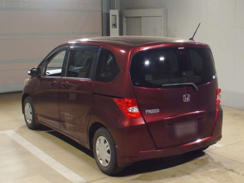 2008 Honda Freed GB3[2]